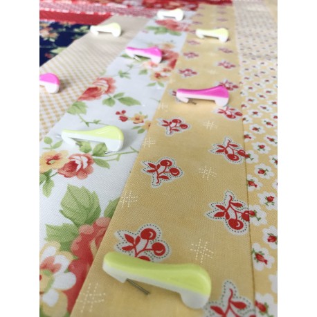 Wonder Pins Clover 3210