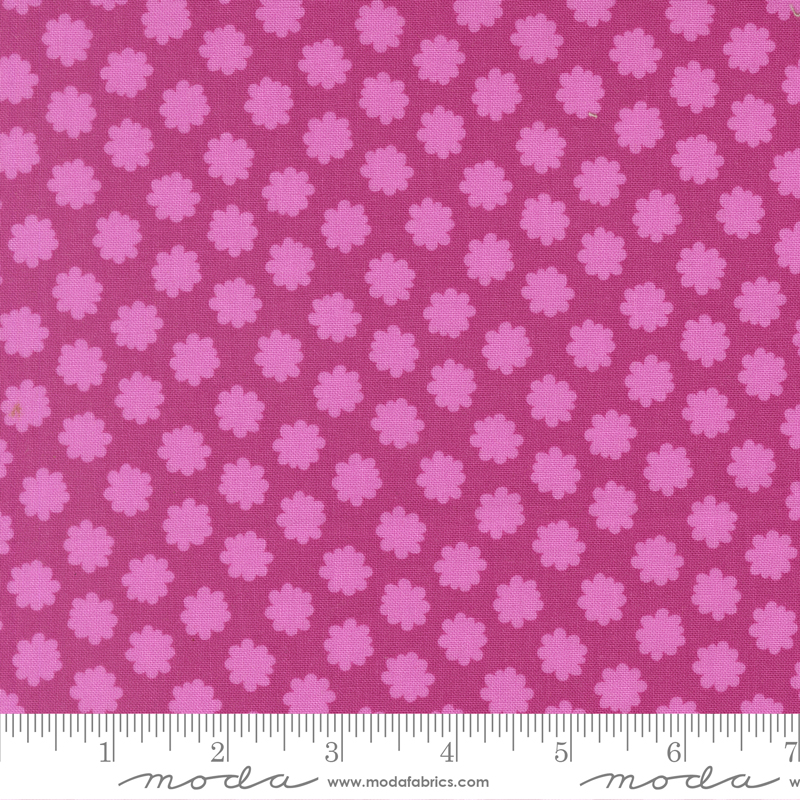 Scenery by Elizabeth Hartman per Moda Fabrics